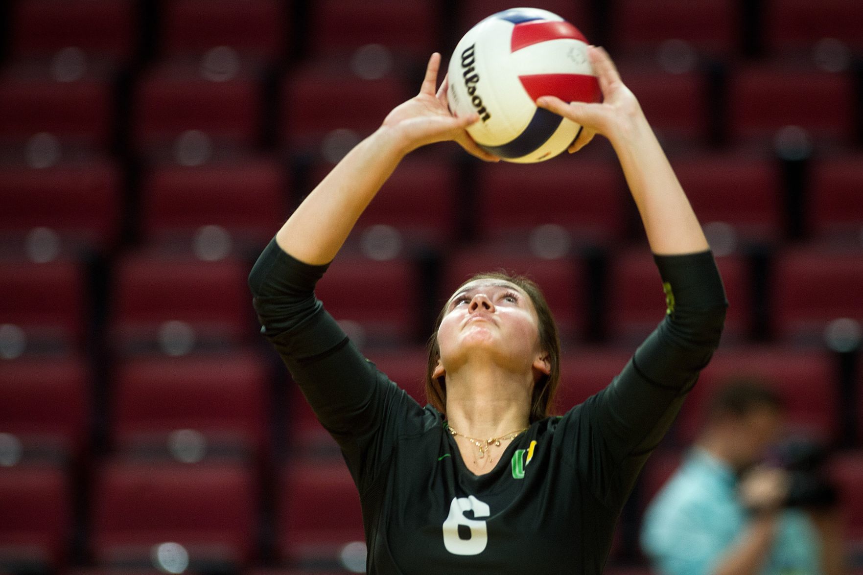 111519-blm-spt-8uhvolley